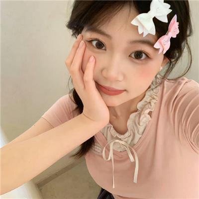 拥抱大白熊
